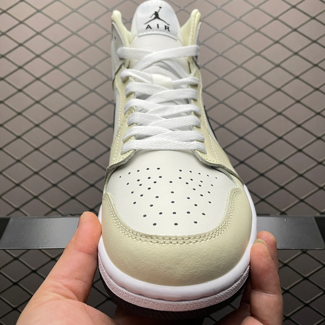 NIKE-105Shoes