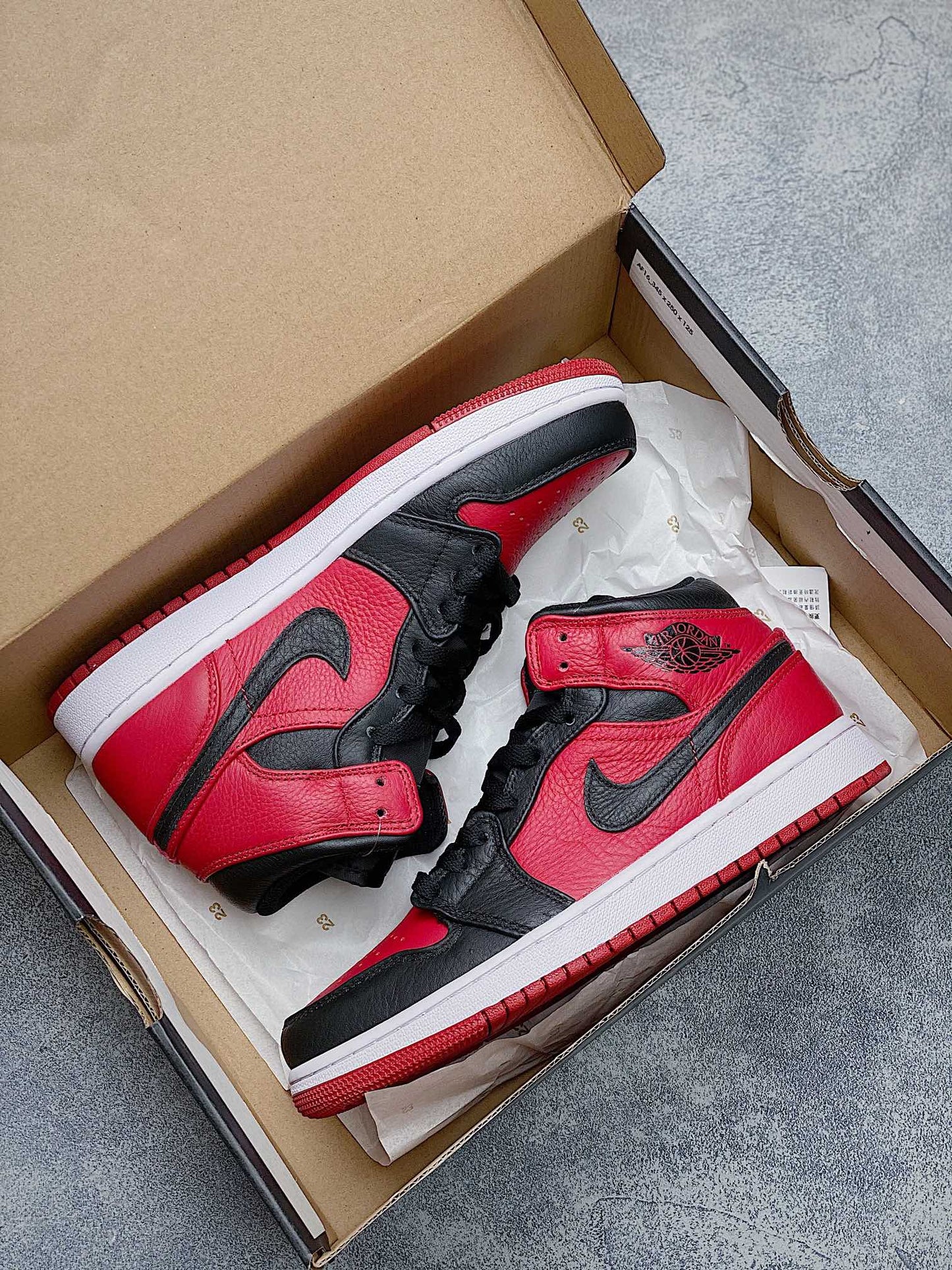 NIKE-109Shoes