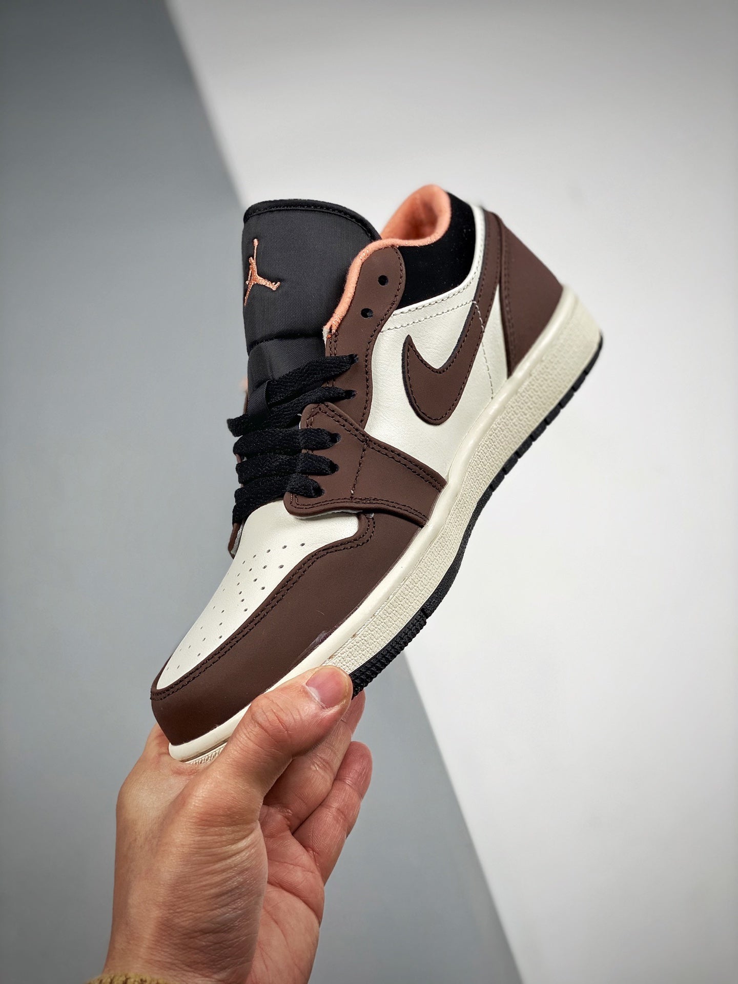 NIKE-111Shoes