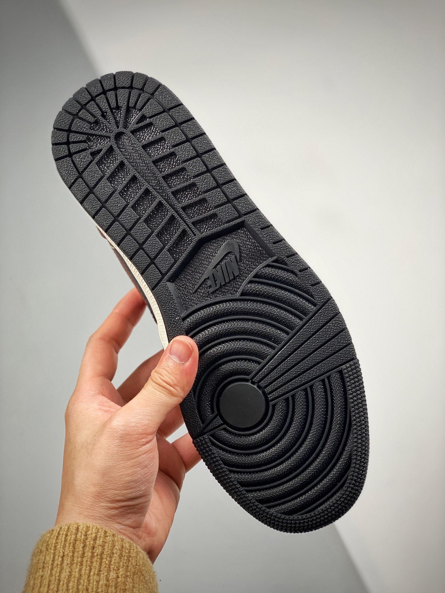 NIKE-111Shoes