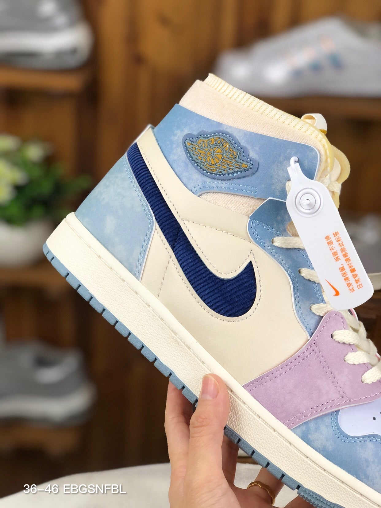 NIKE-122Shoes