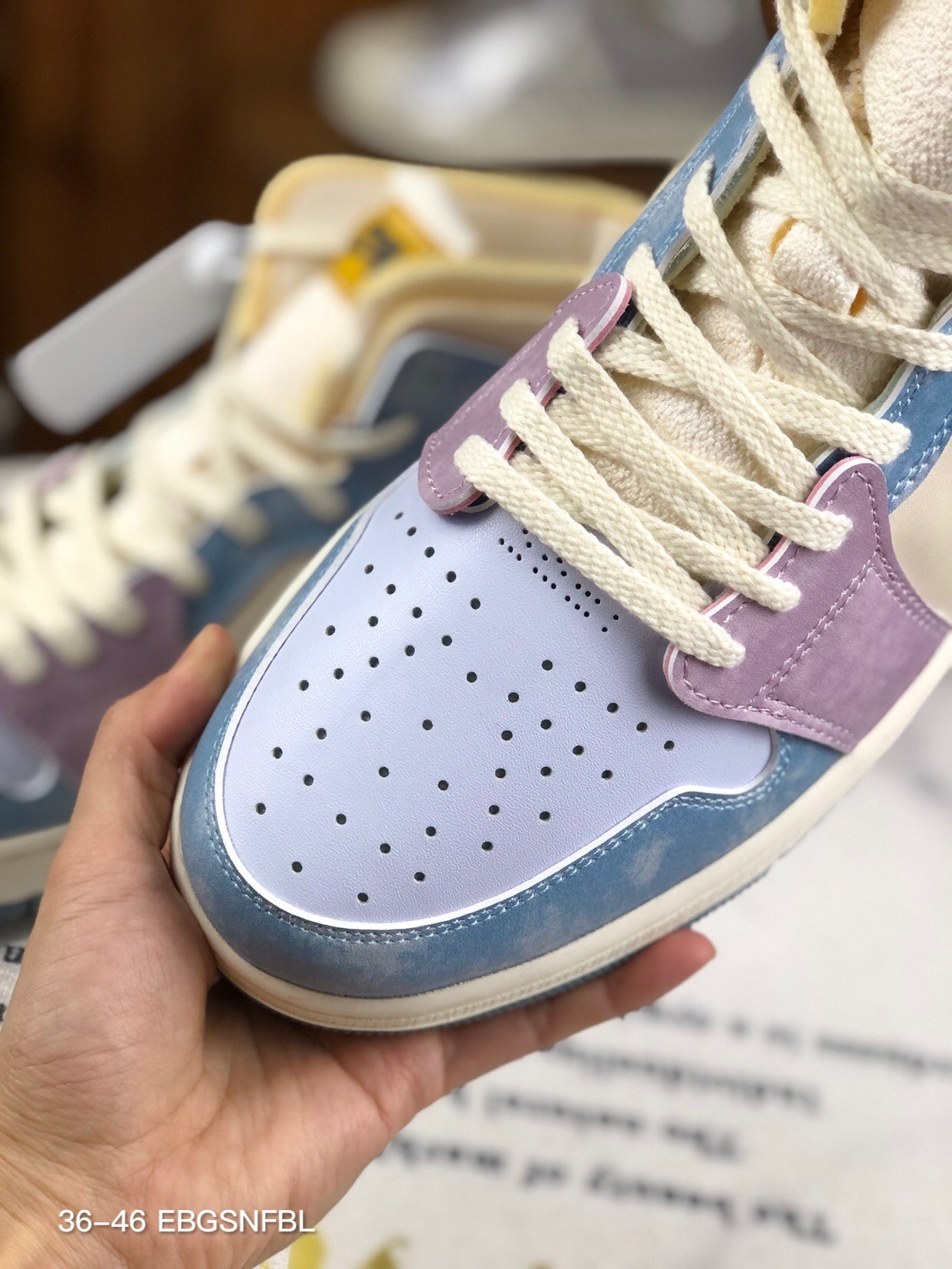 NIKE-122Shoes