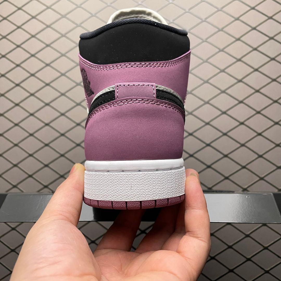 NIKE-130Shoes