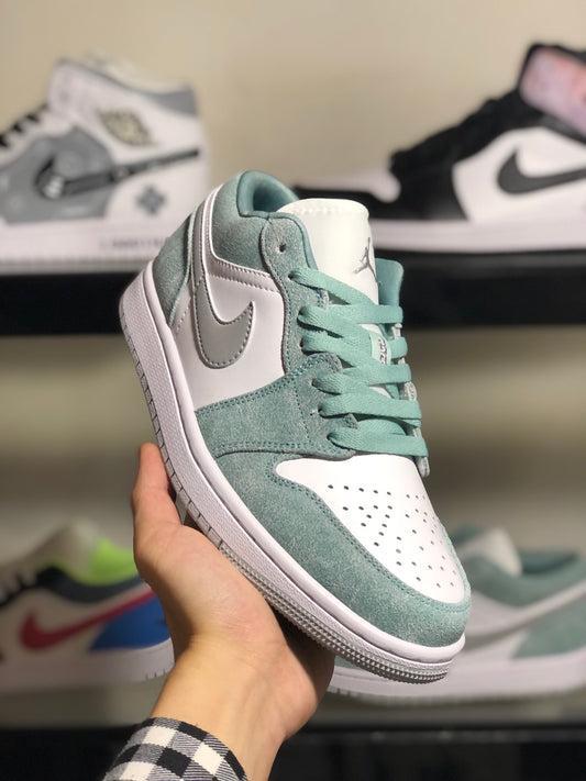 NIKE-137Shoes