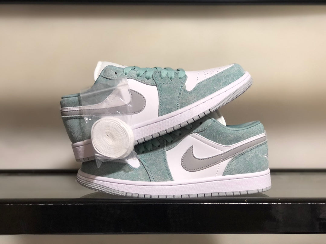 NIKE-137Shoes