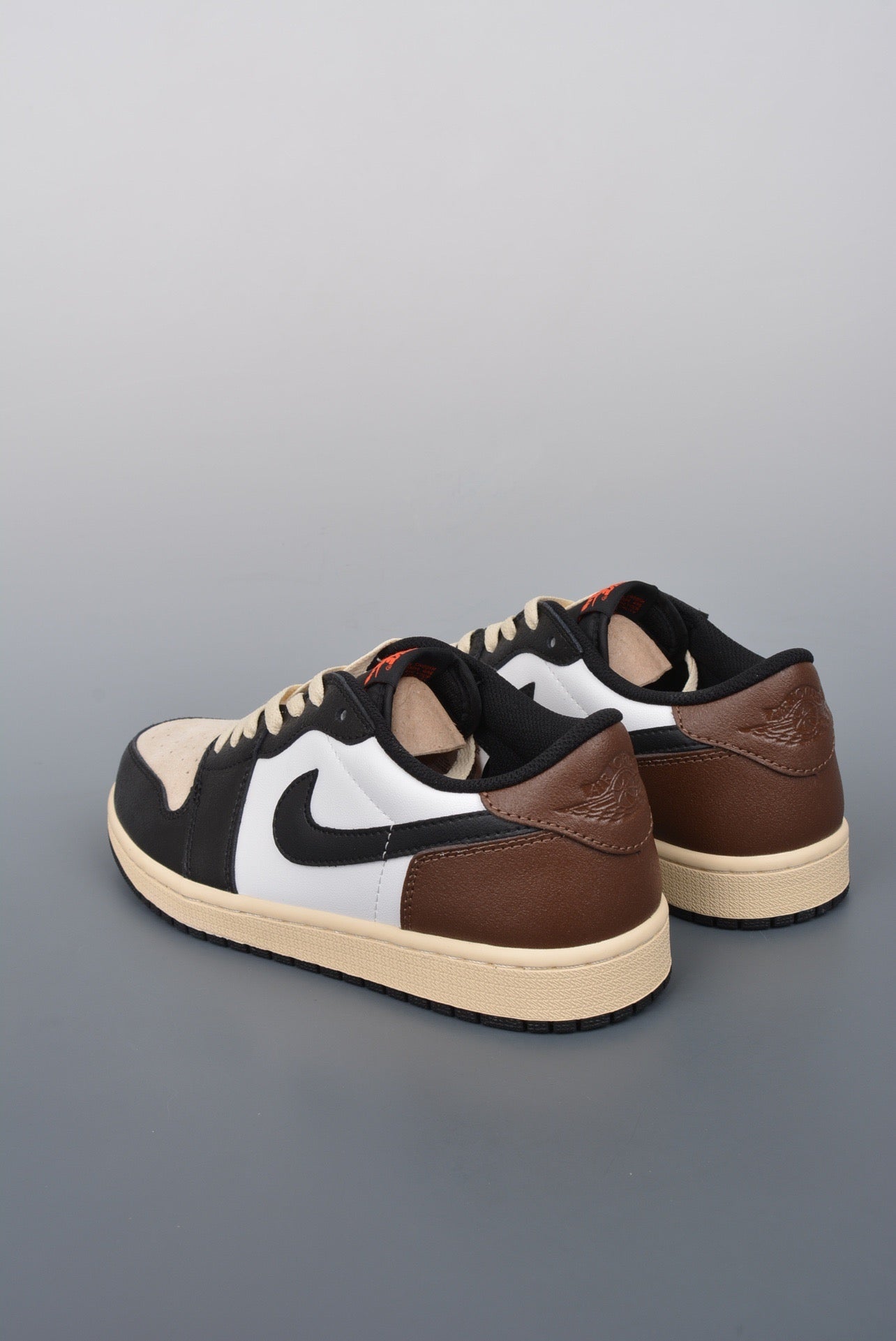 NIKE-141Shoes