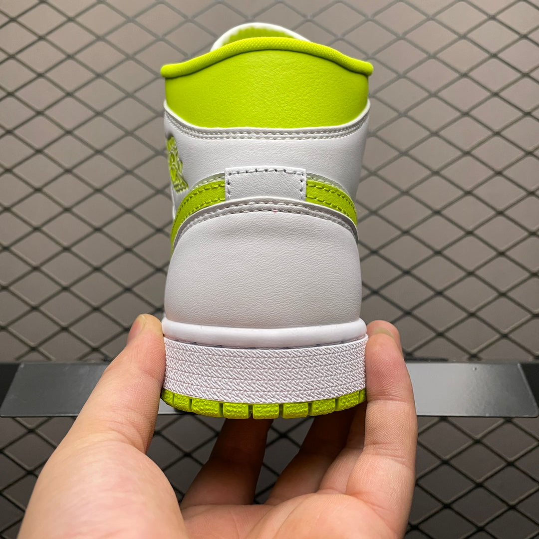 NIKE-143Shoes