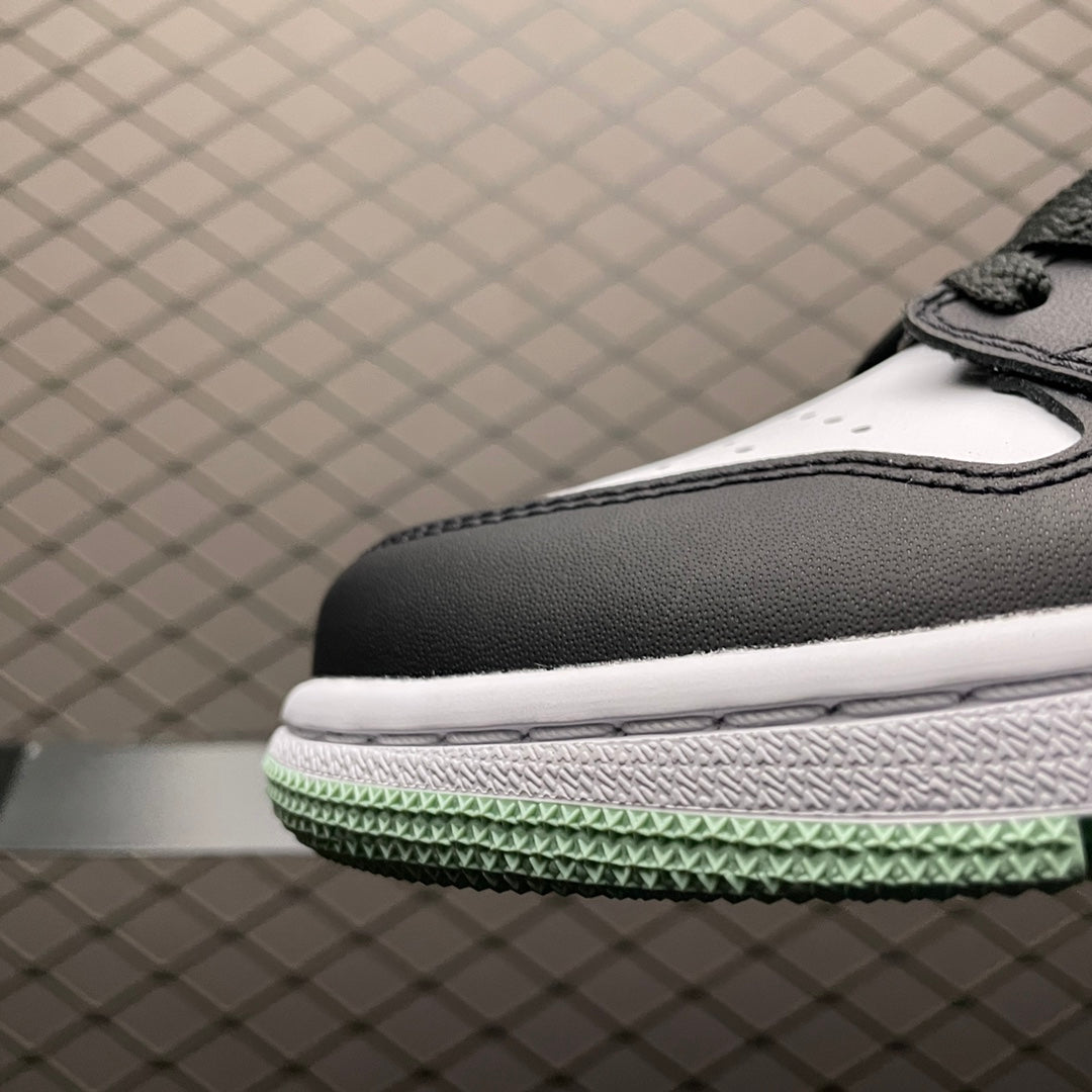 NIKE-154Shoes