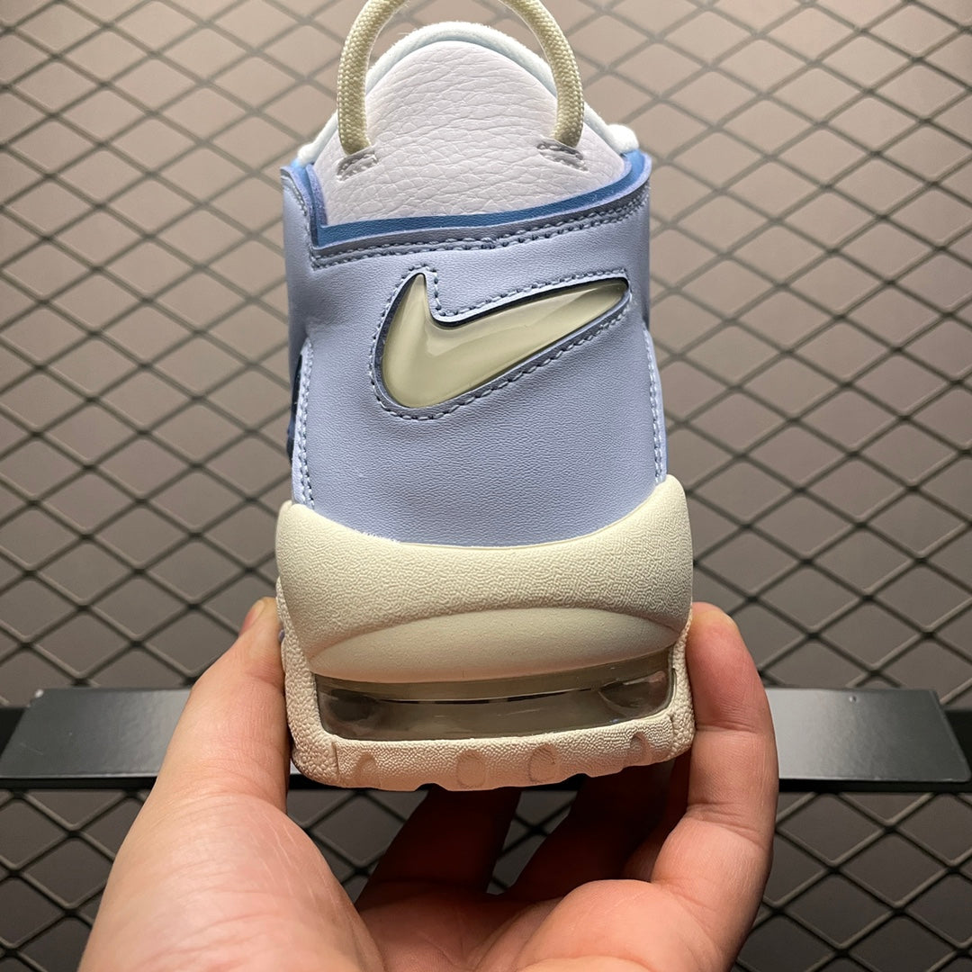 NIKE-204Shoes