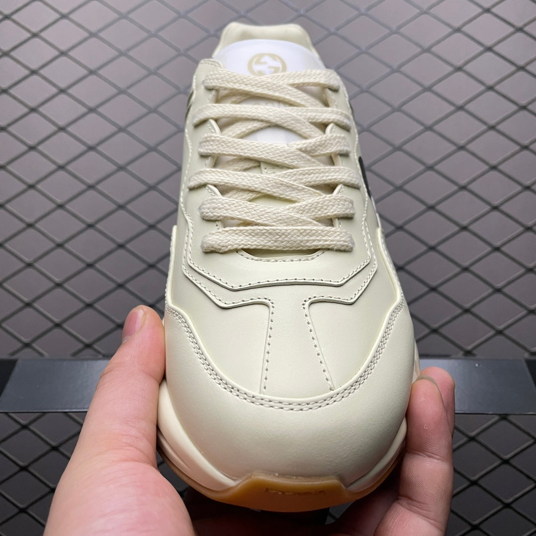 Gucci -088Shoes