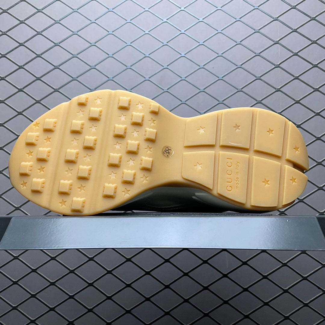 Gucci -088Shoes