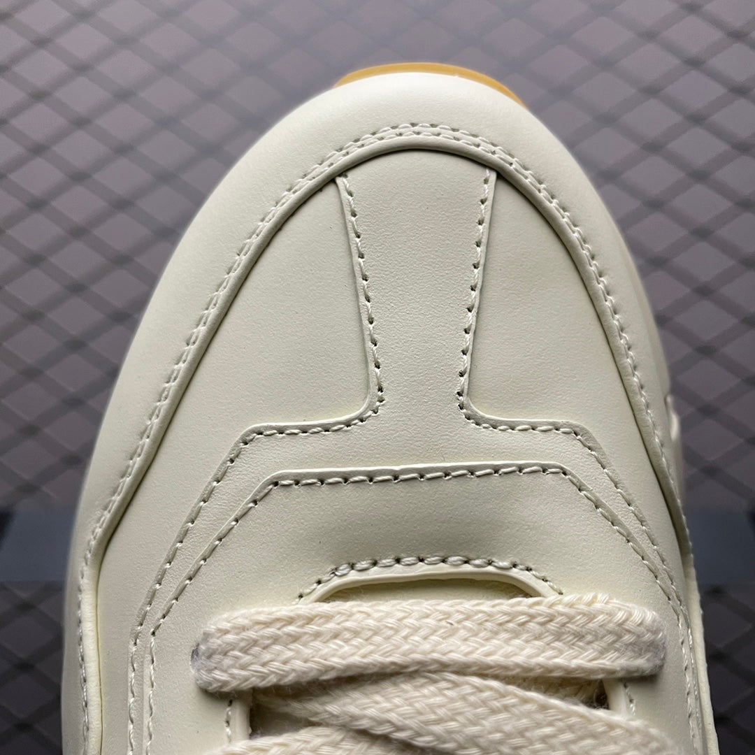 Gucci -088Shoes