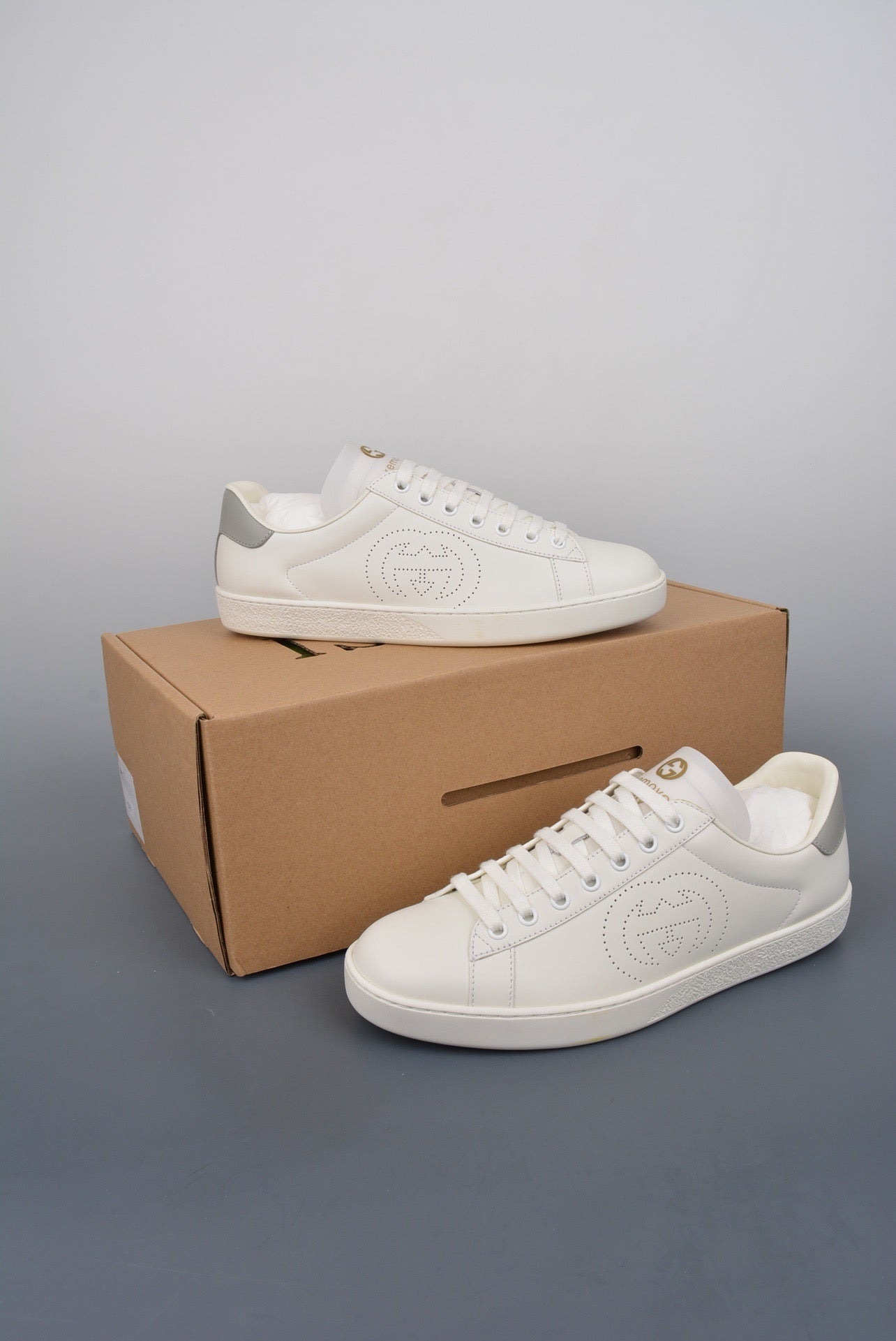 Gucci -089Shoes