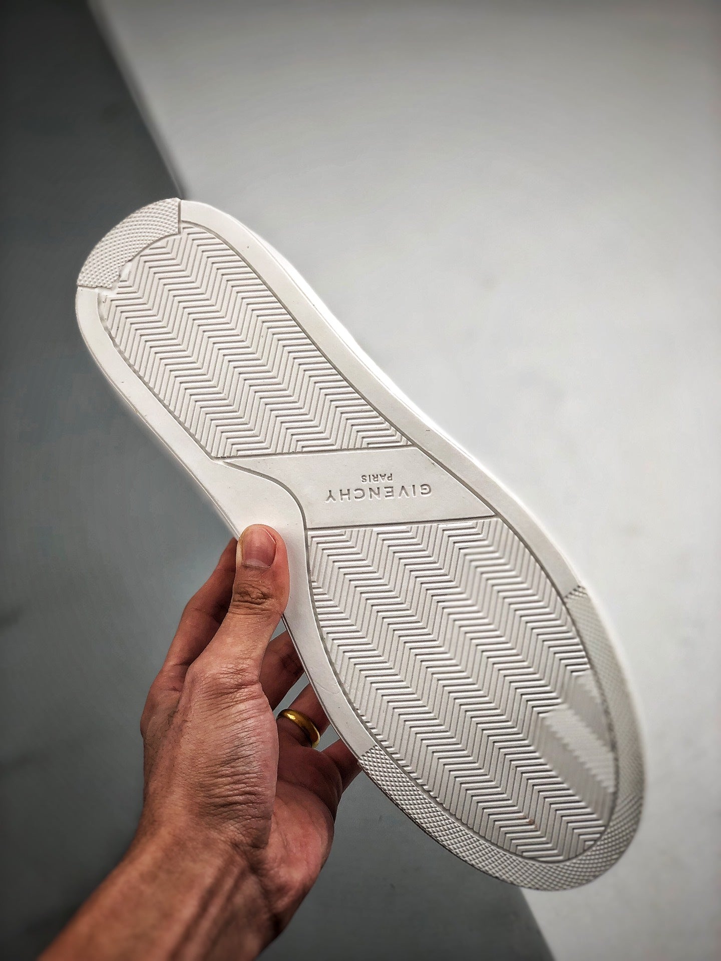 GIVENCHY 001-shoes
