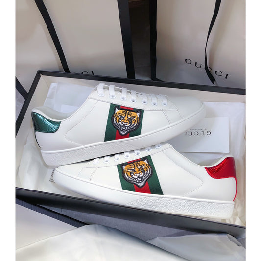 Gucci-083Shoes