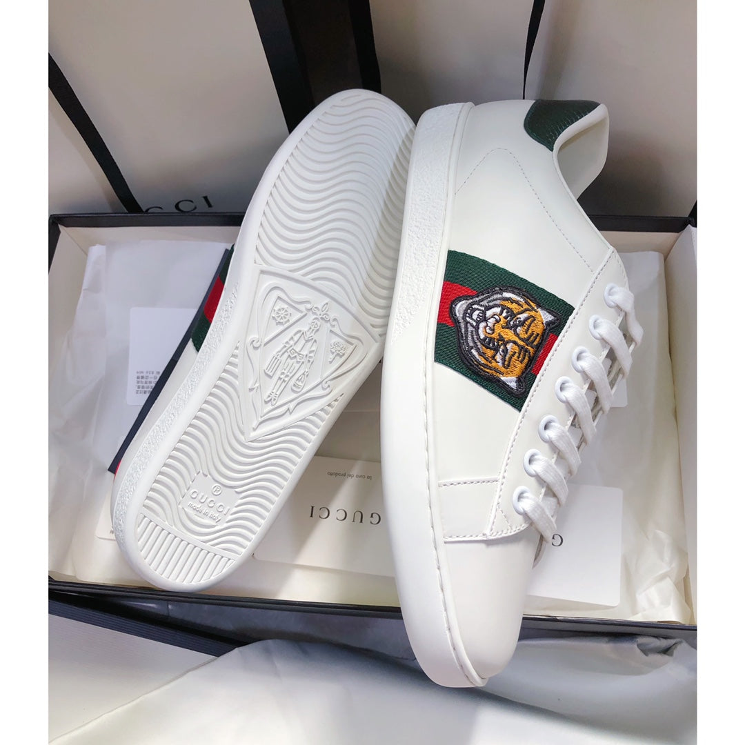 Gucci-083Shoes