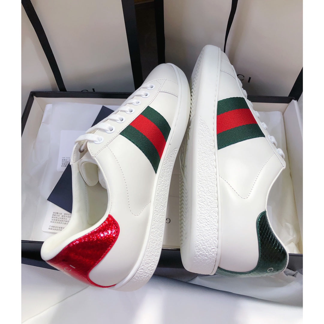 Gucci-083Shoes