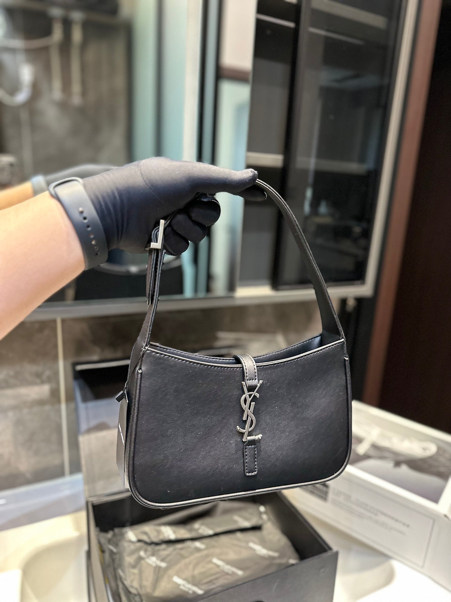 YSL-BAG-17