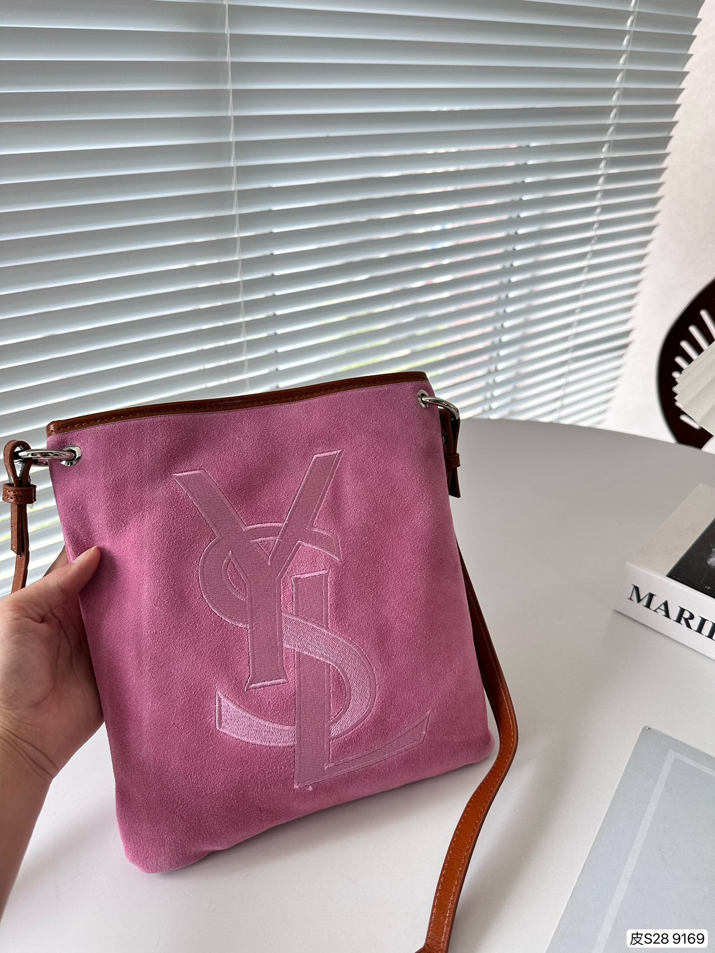 YSL-BAG-19