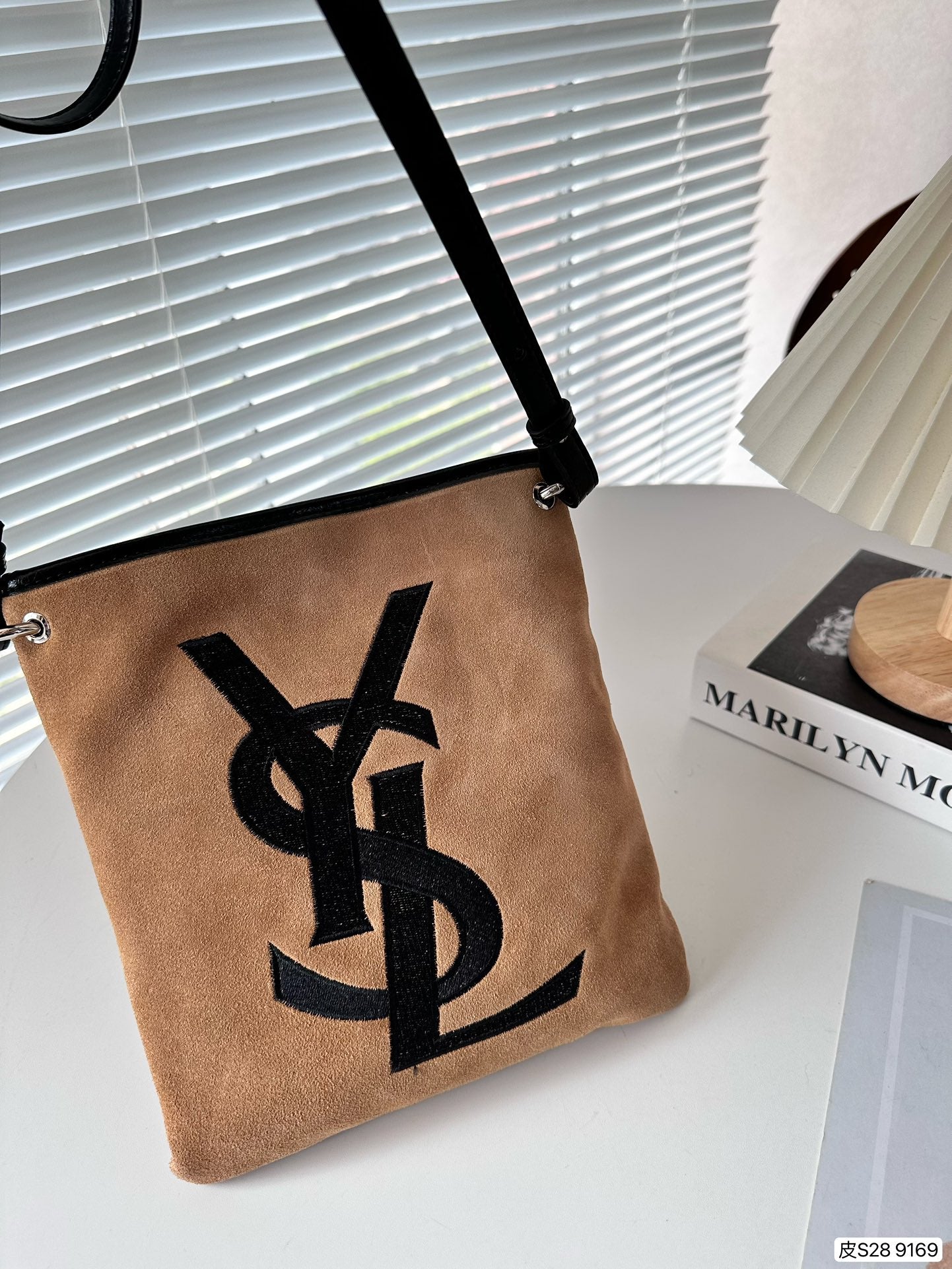 YSL-BAG-19