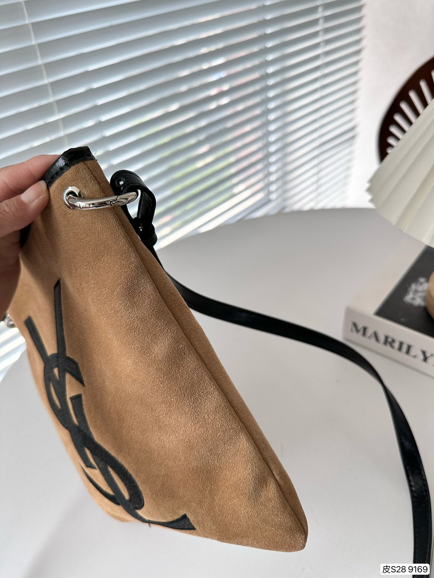 YSL-BAG-19