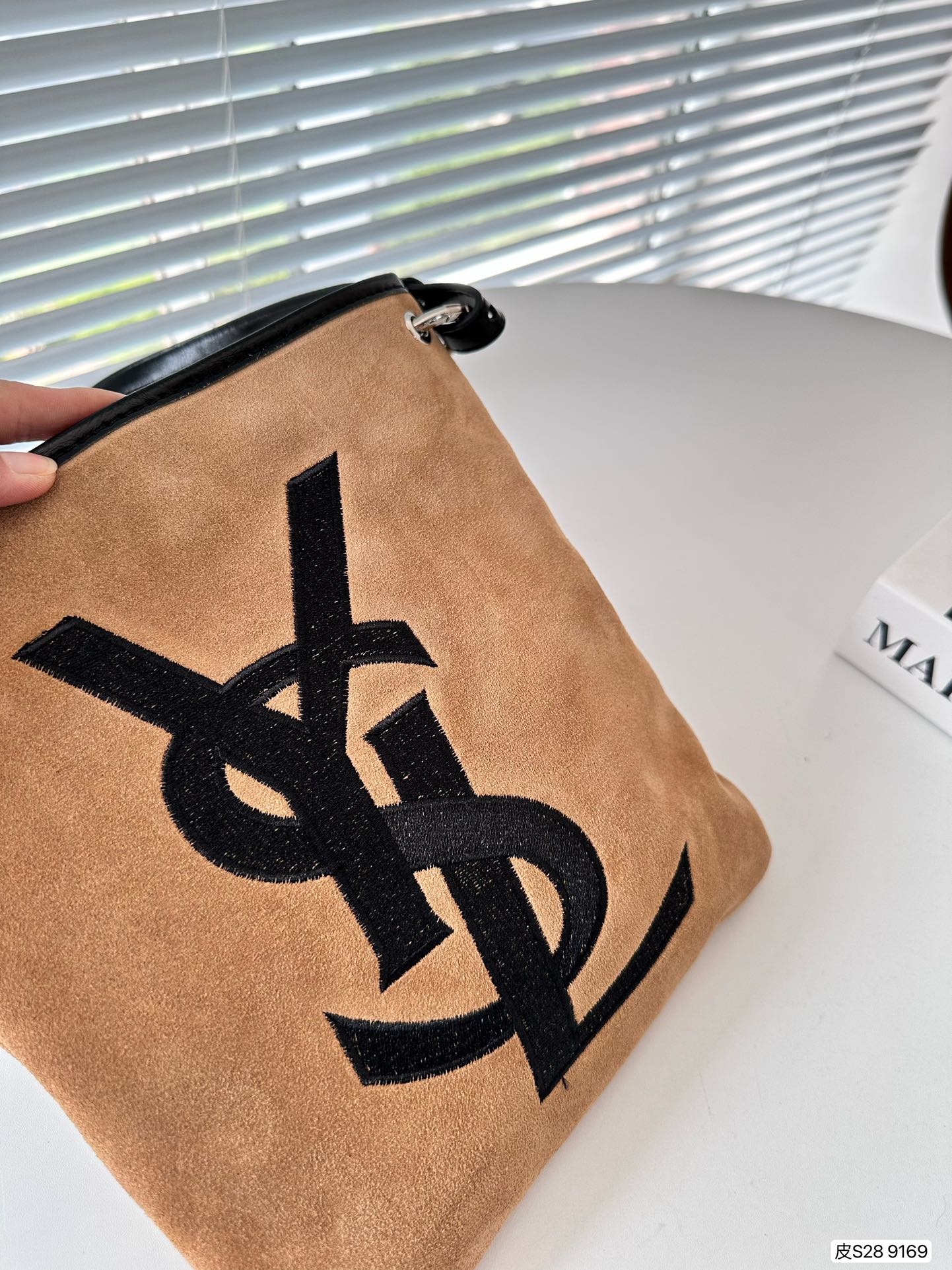 YSL-BAG-19