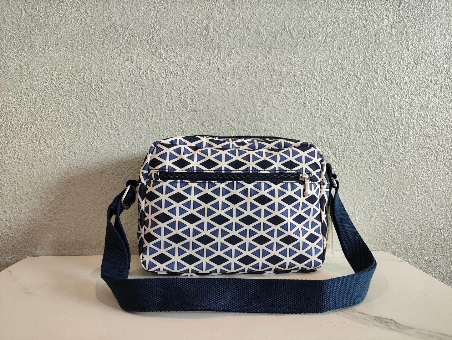 KIP BAG-83