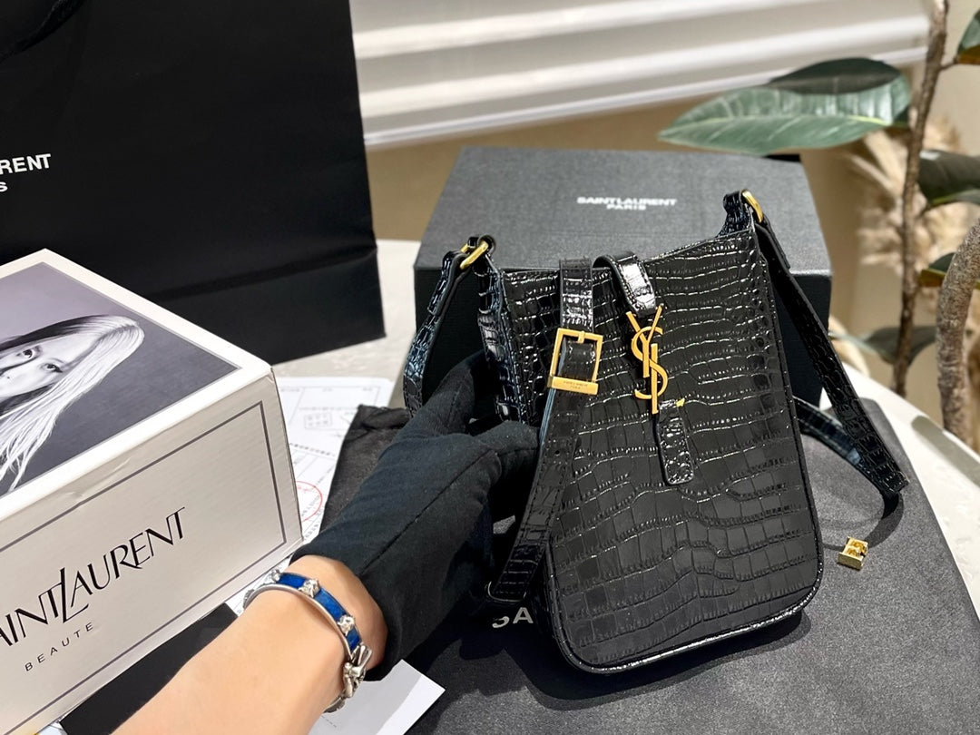 YSL-BAG-22