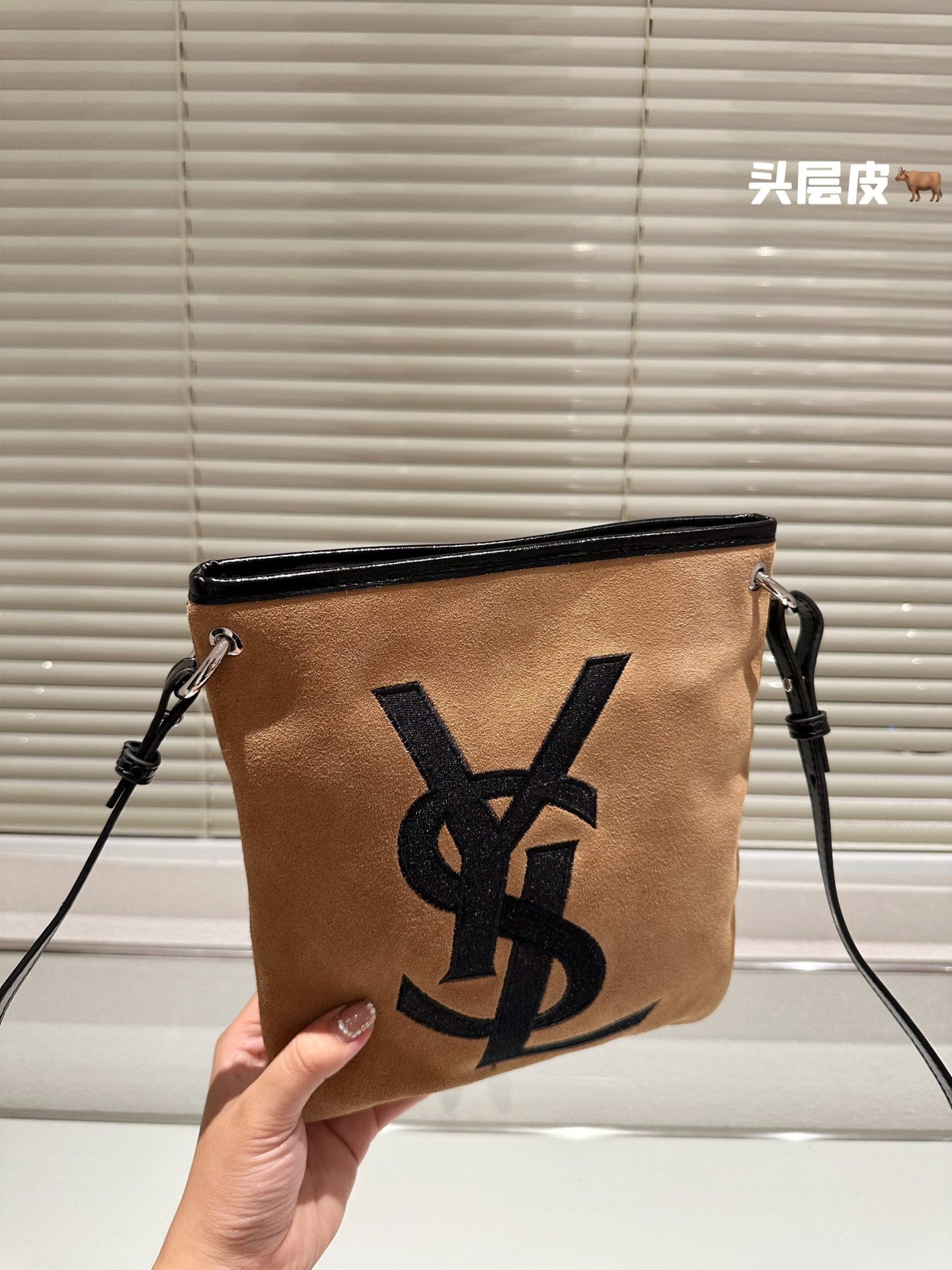 YSL-BAG-81