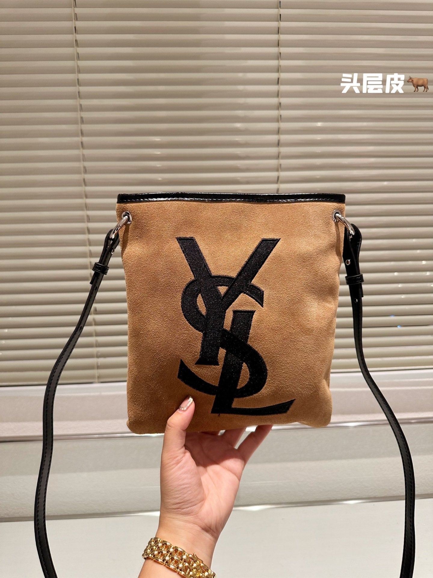 YSL-BAG-81