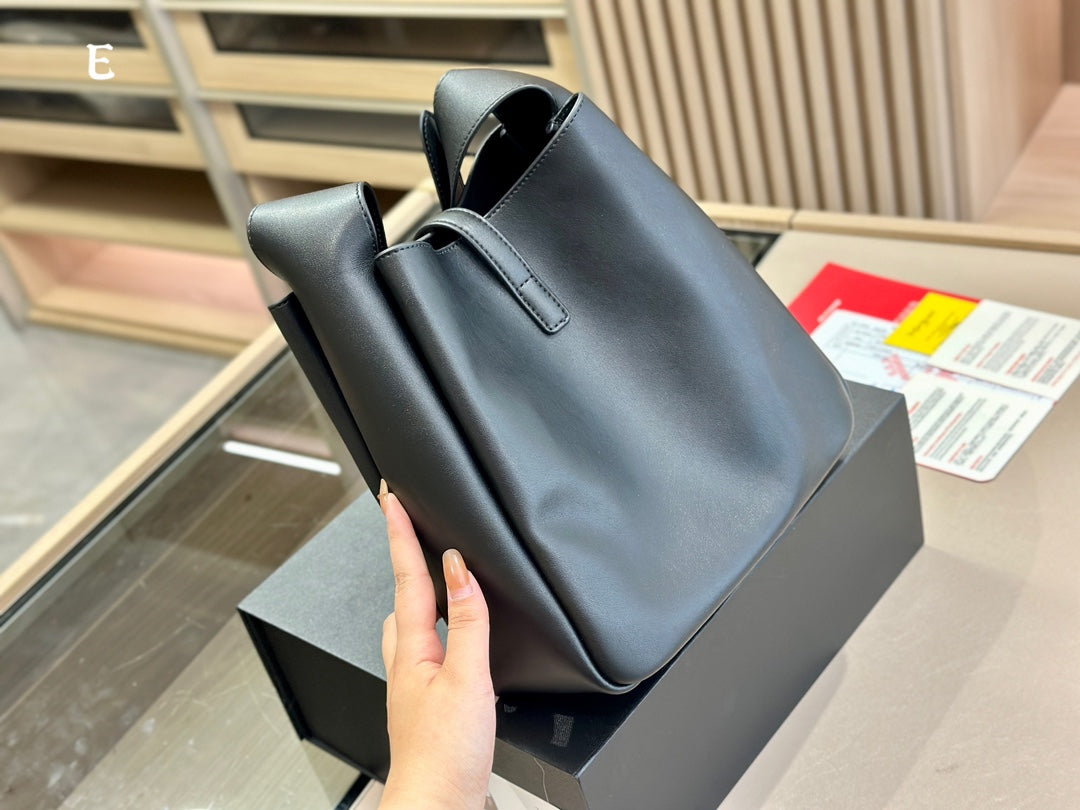 YSL-BAG-102