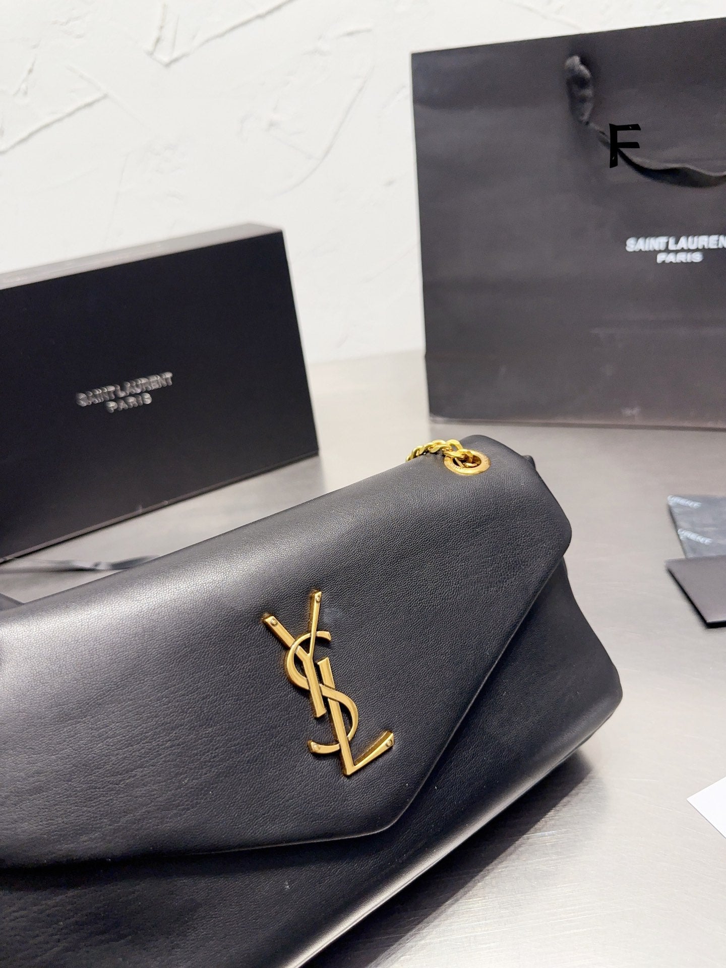 YSL-BAG-124