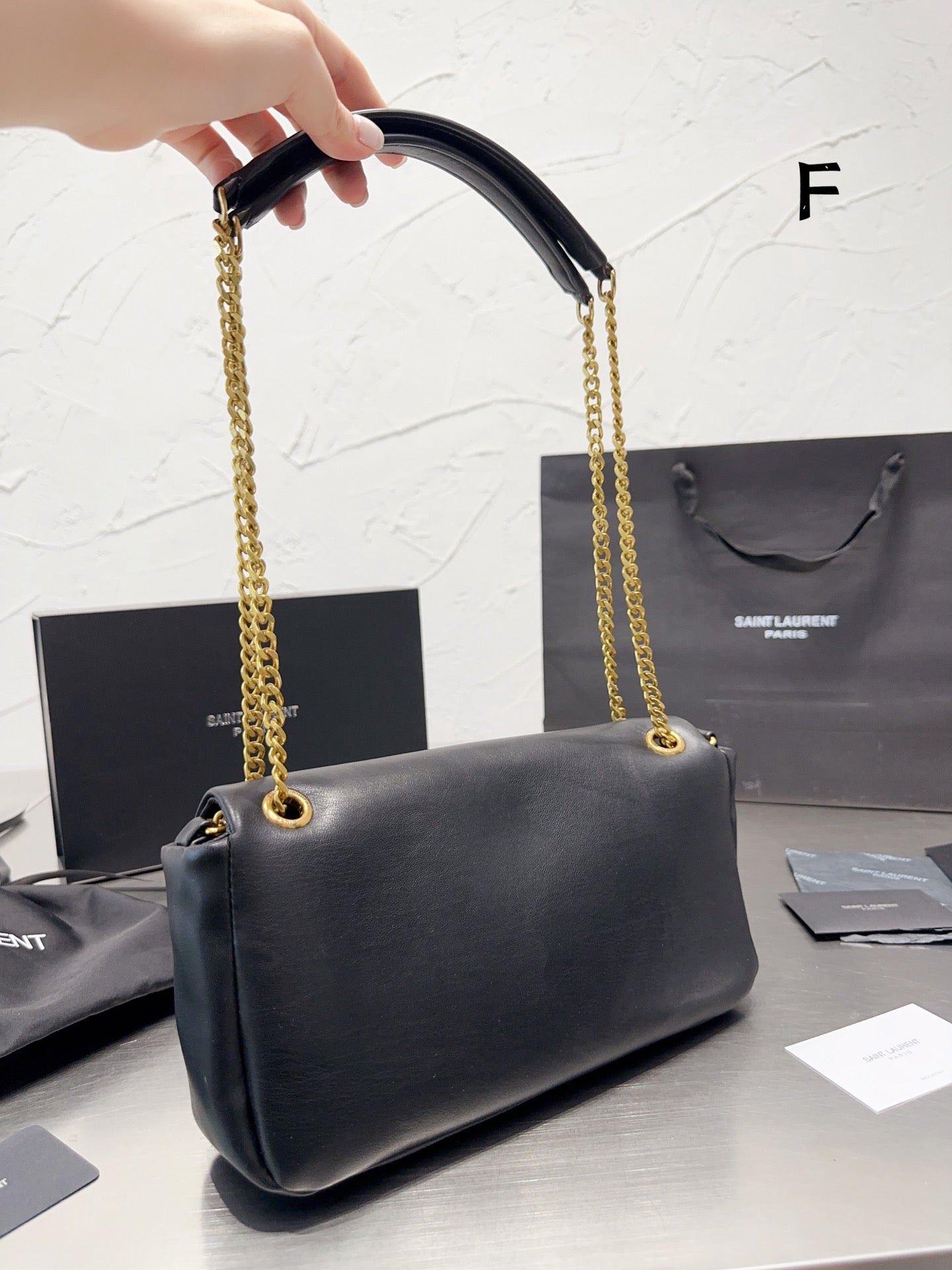 YSL-BAG-124