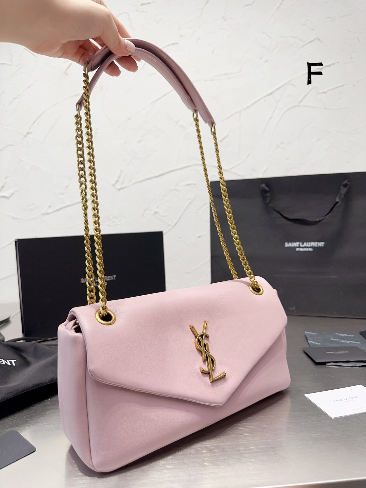 YSL-BAG-124