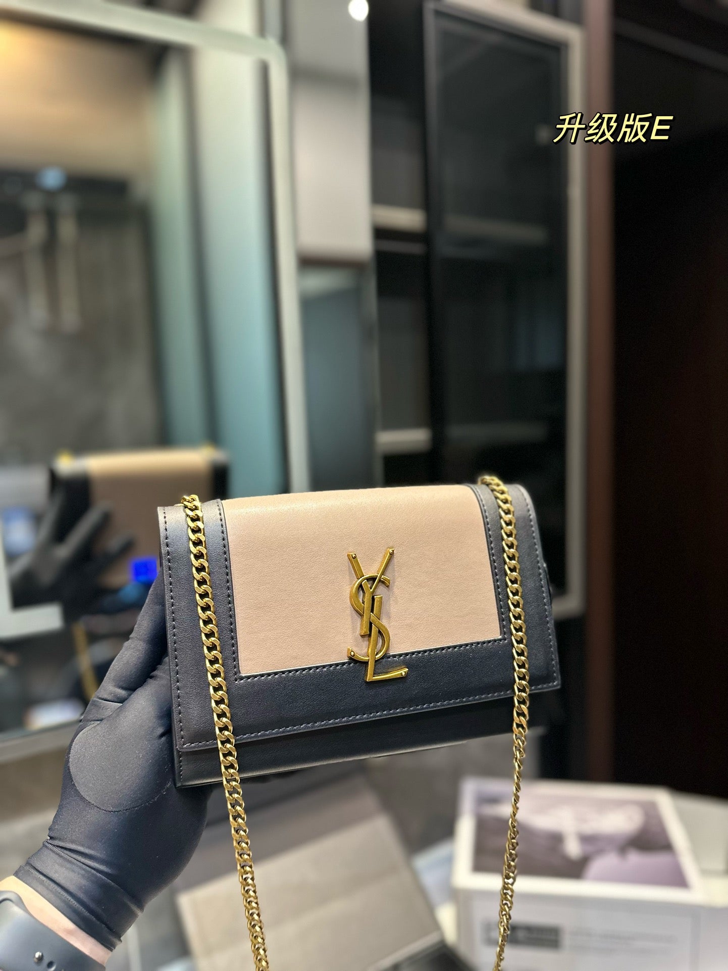 YSL-BAG-156