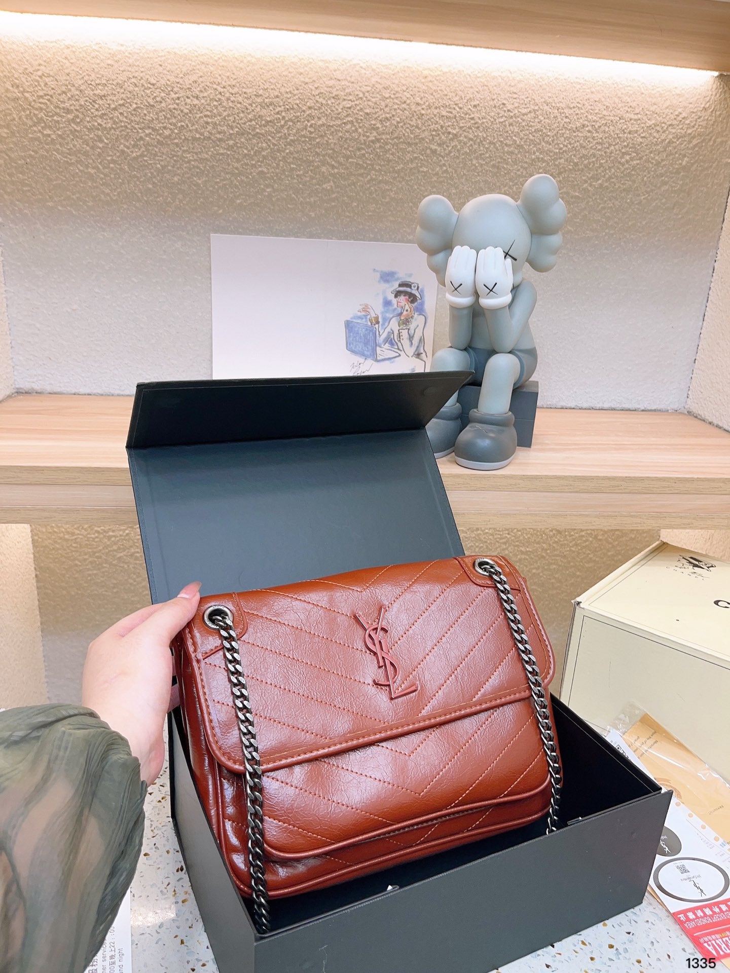 YSL-BAG-182