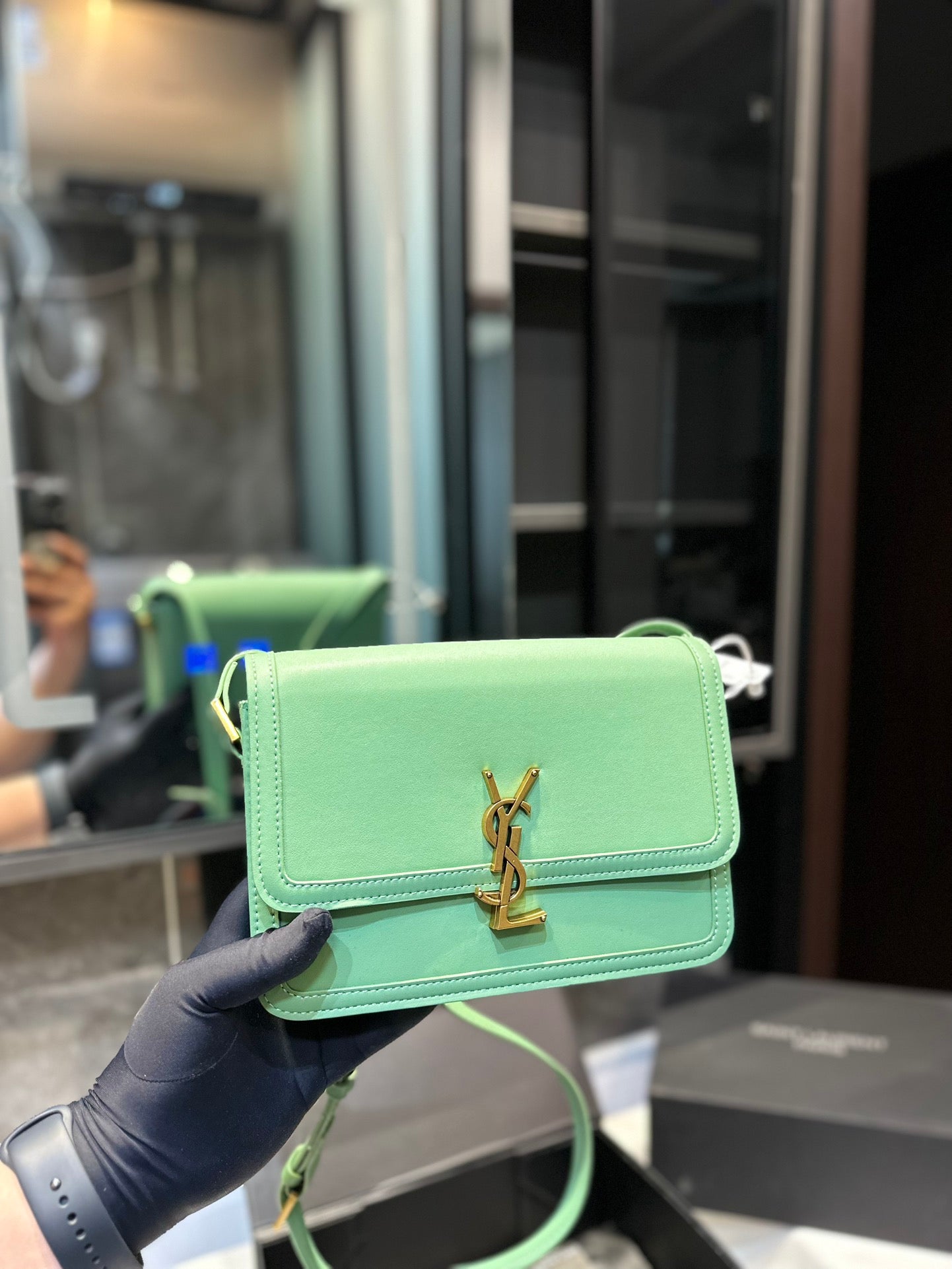YSL-BAG-186