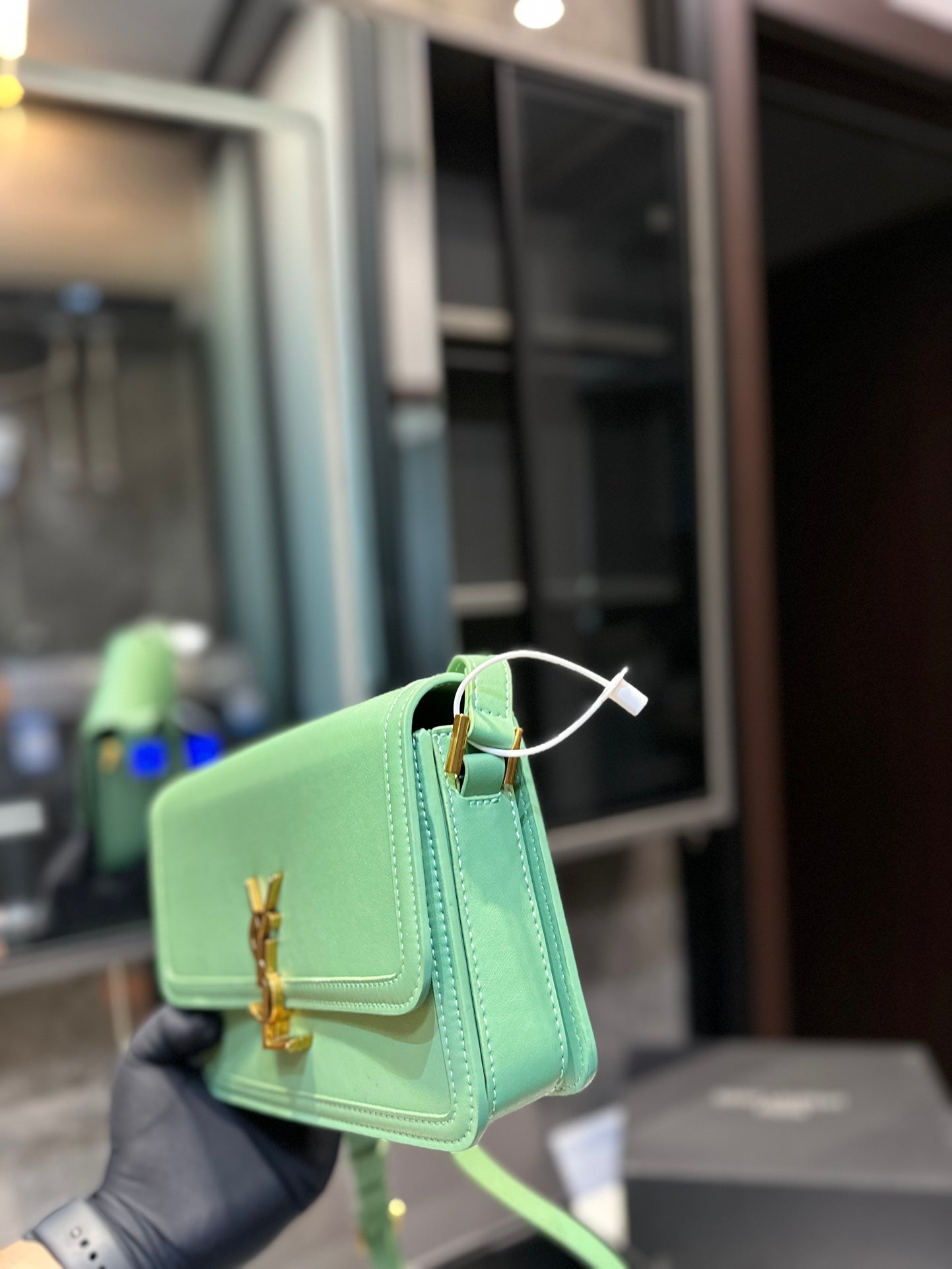 YSL-BAG-186