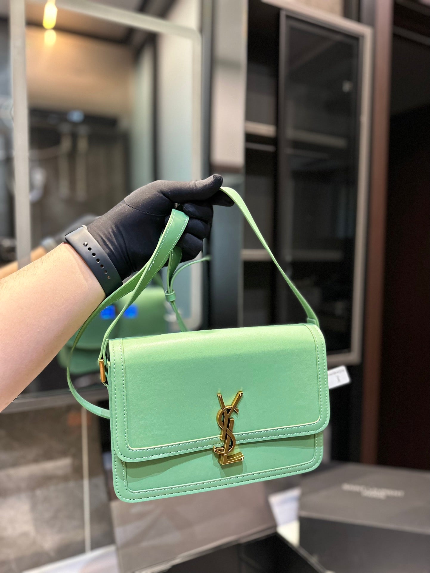 YSL-BAG-186