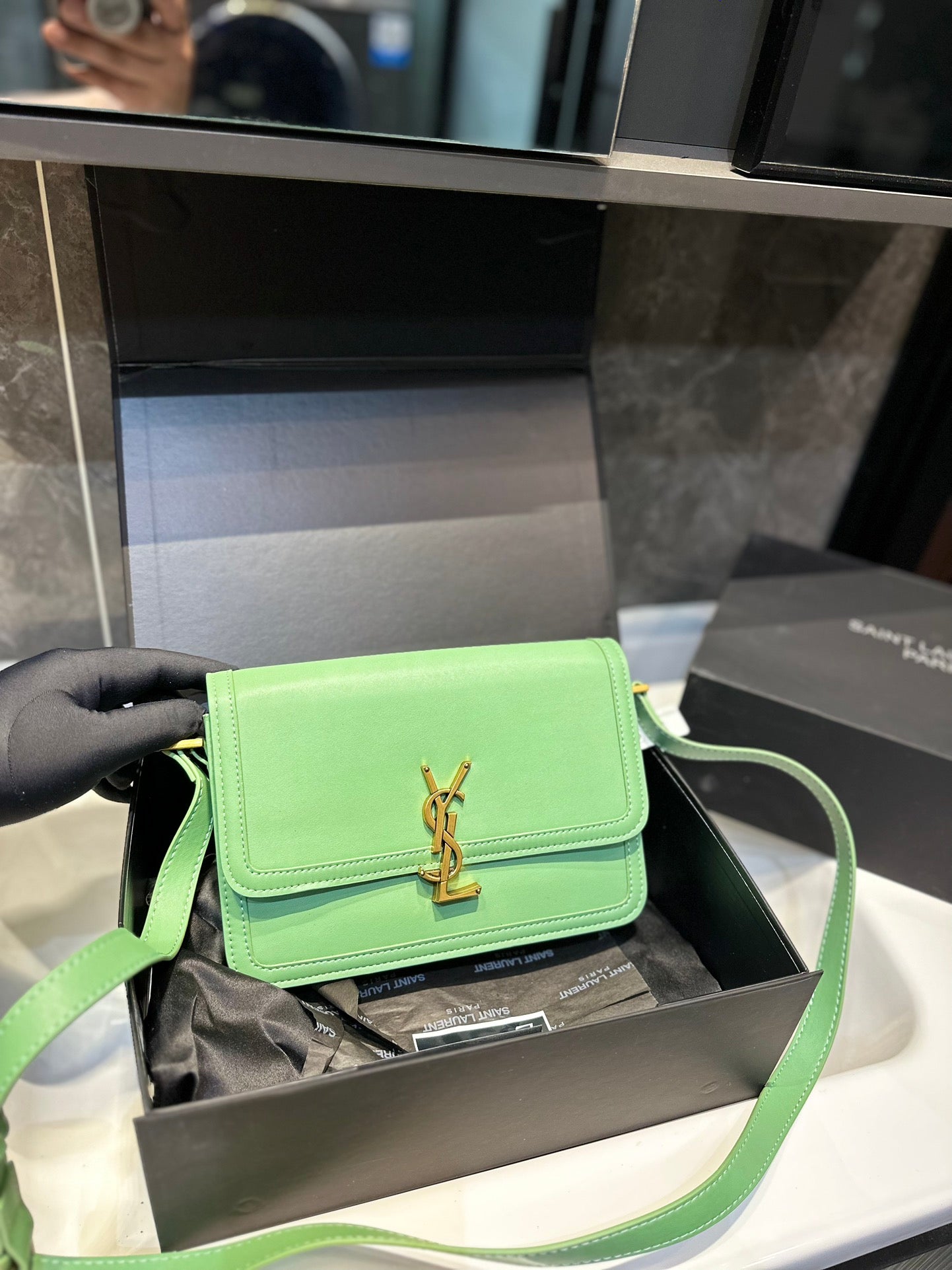 YSL-BAG-186