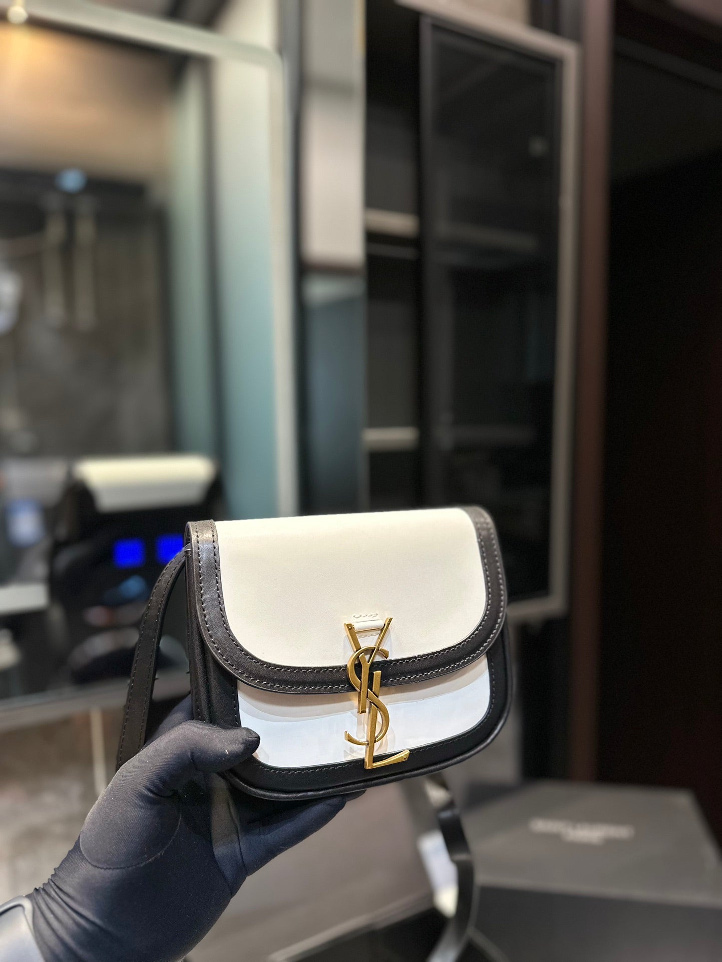 YSL-BAG-195