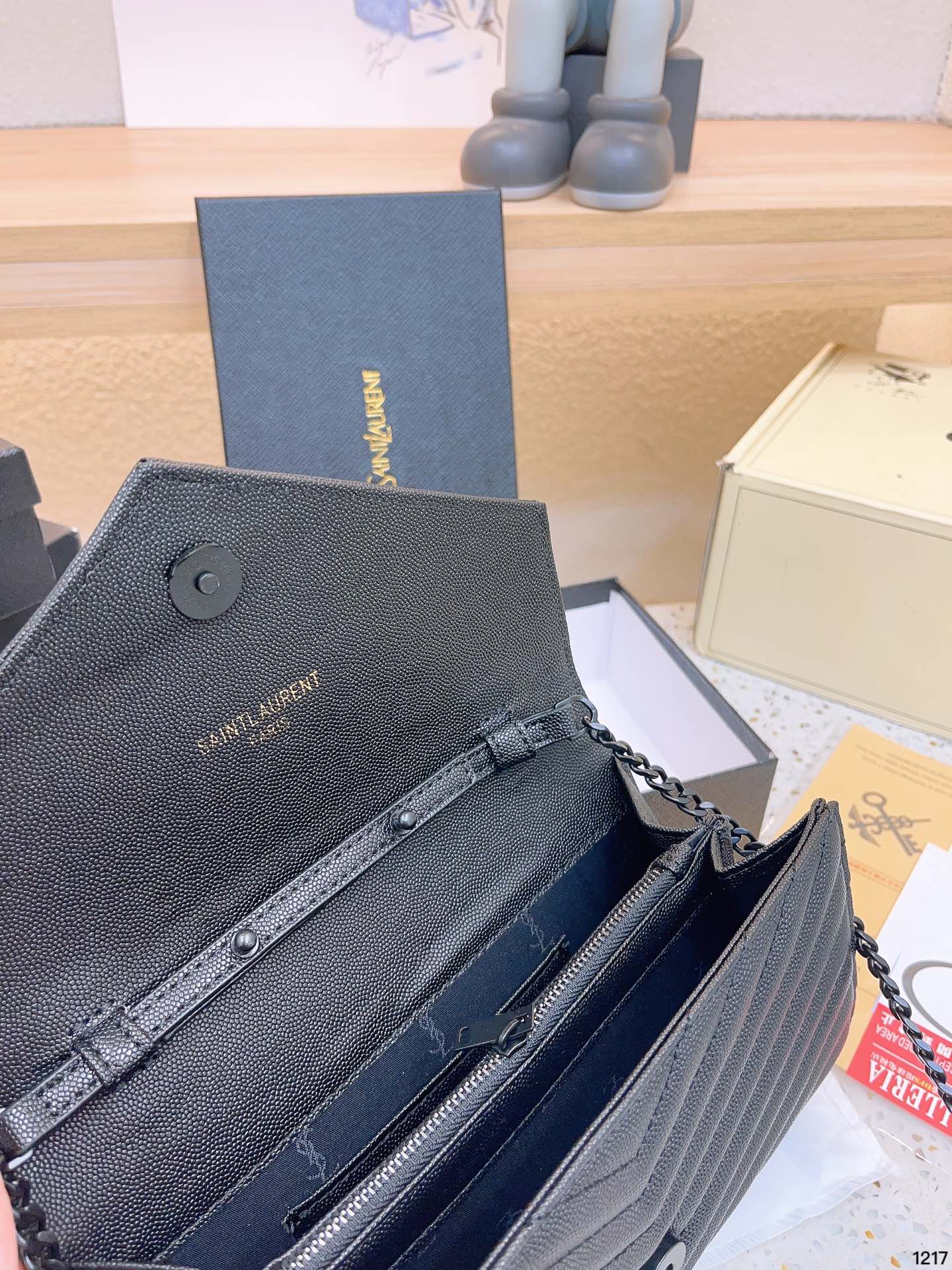 YSL-BAG-207