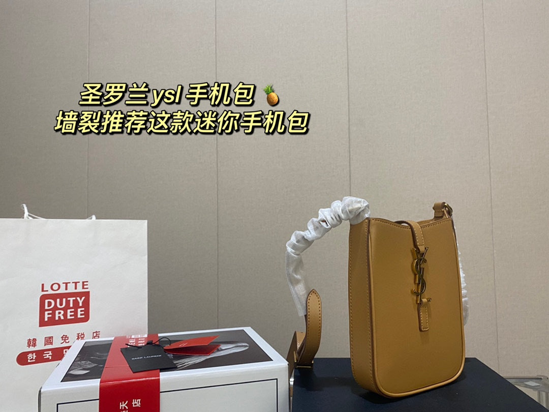 YSL-BAG-208