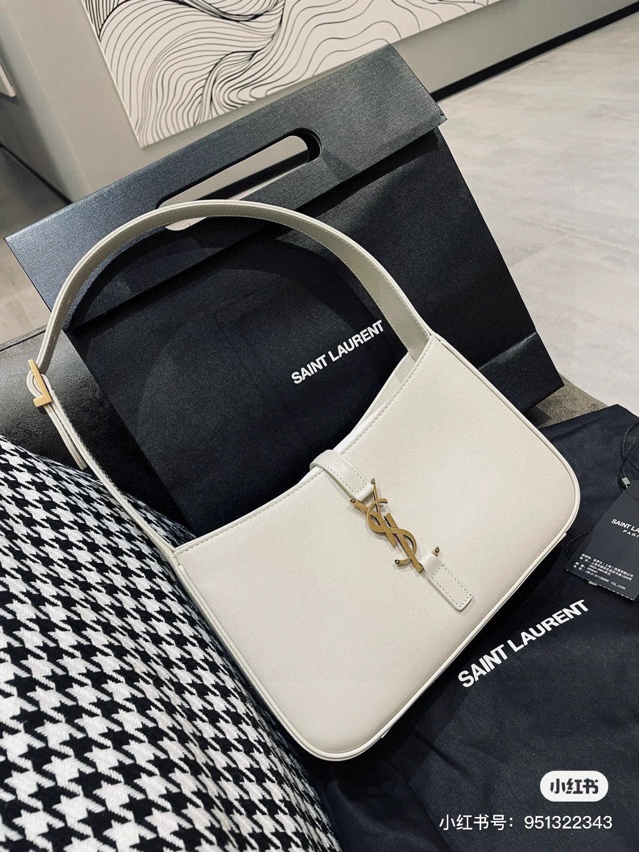 YSL-BAG-210