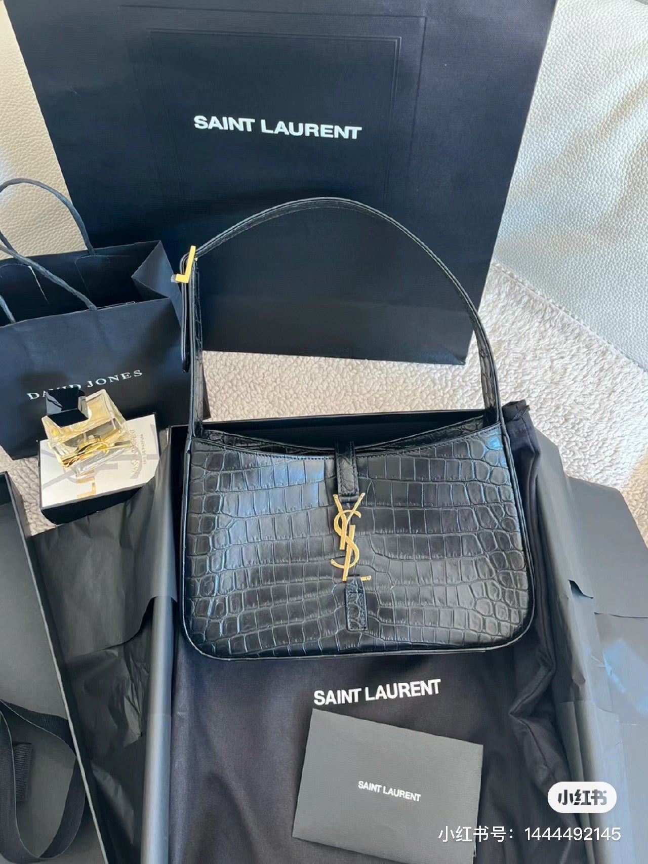 YSL-BAG-210
