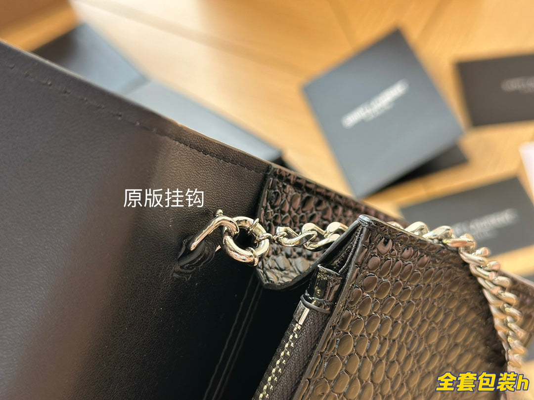 YSL-BAG-218