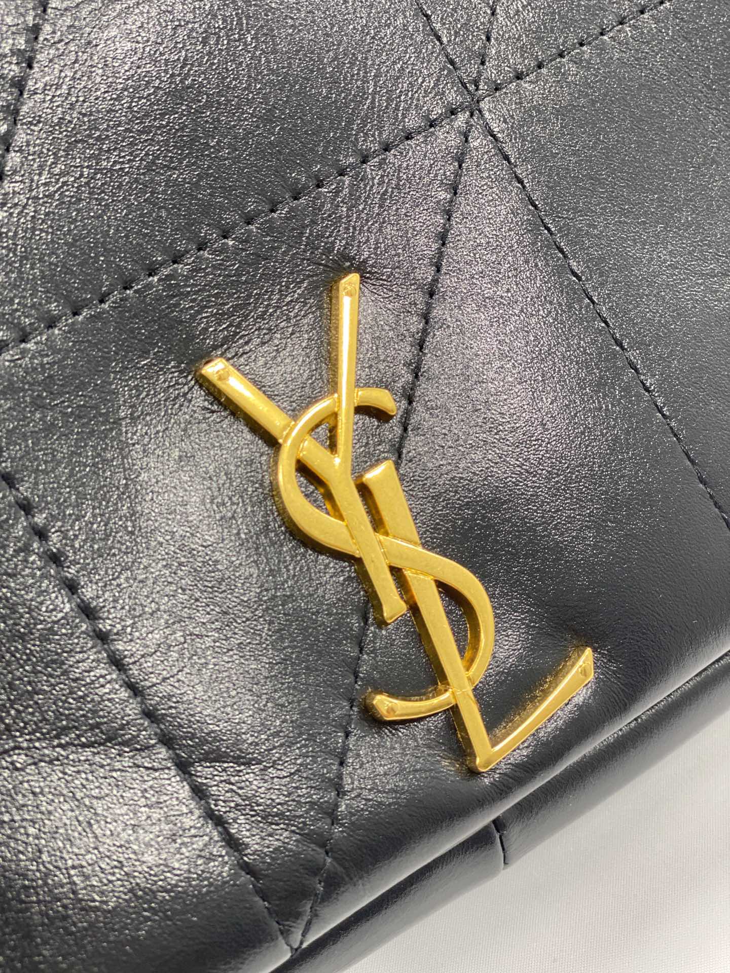 YSL-BAG-223-1