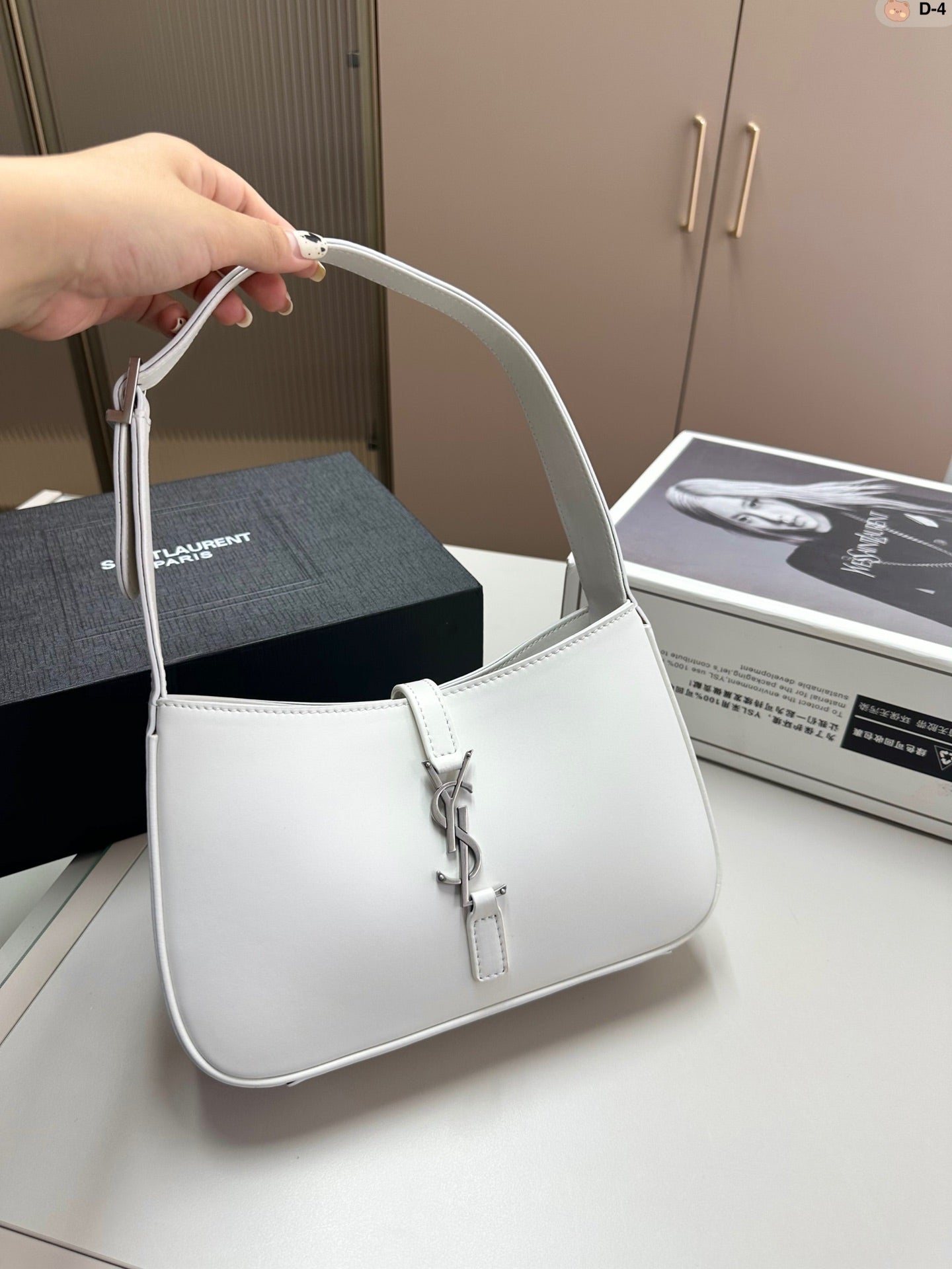 YSL-BAG-239