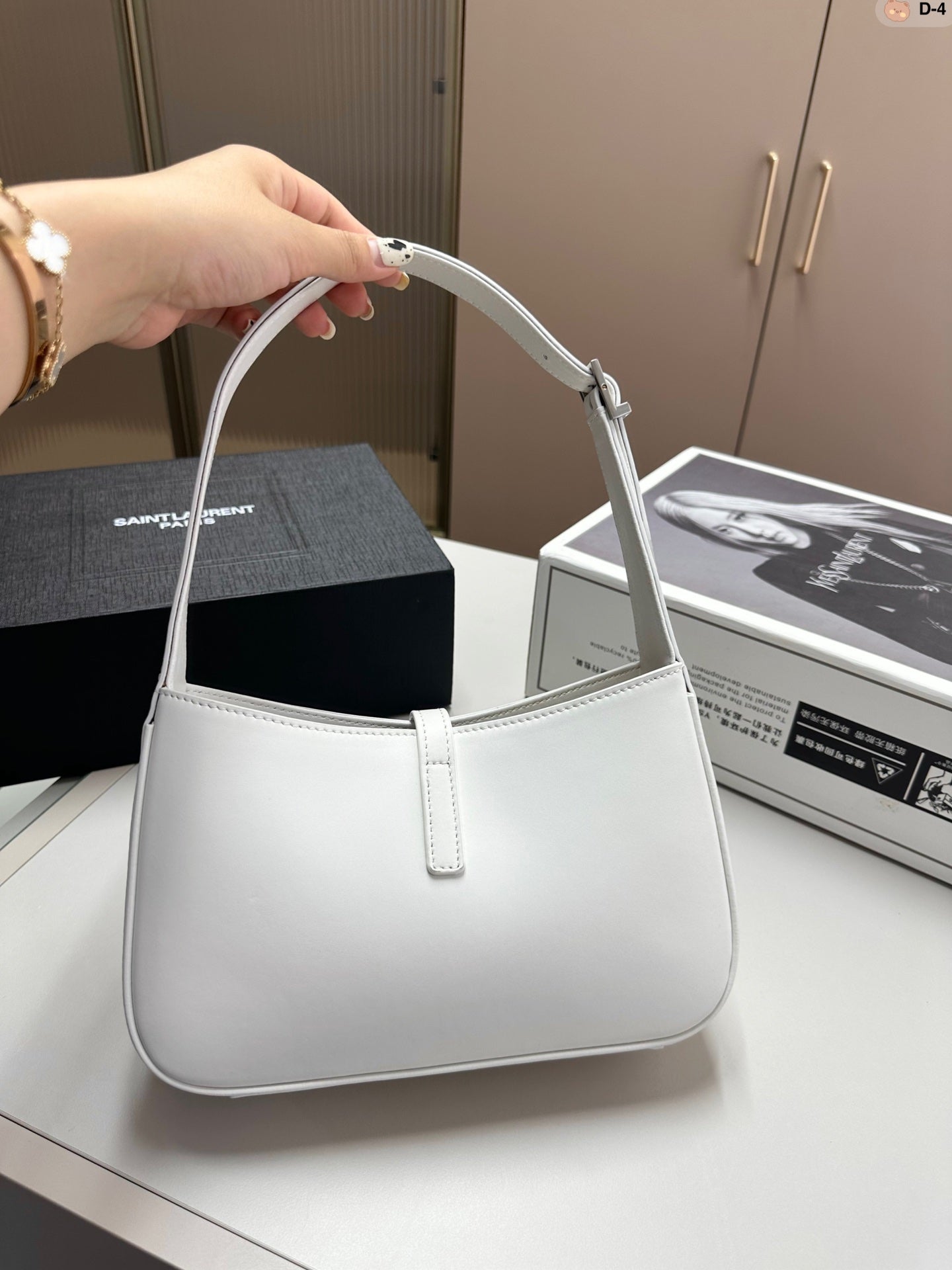 YSL-BAG-239