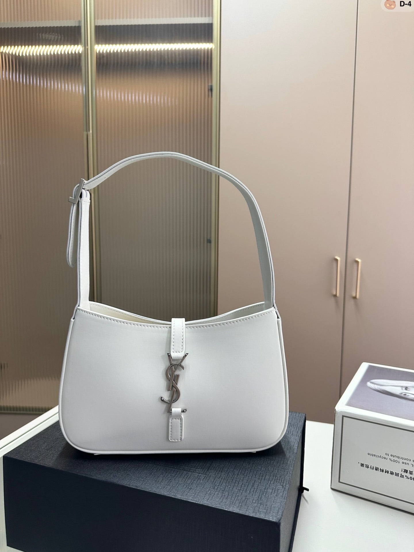 YSL-BAG-239